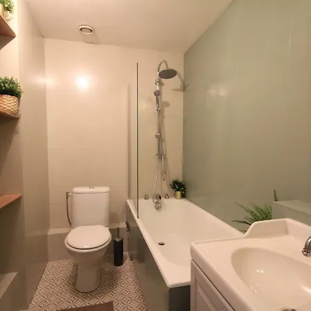 Avec Espace Nuit En Plein Centre De *