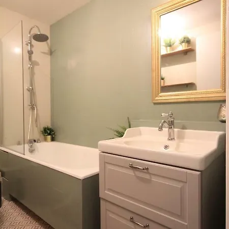 Avec Espace Nuit En Plein Centre De * Ντοβίλ