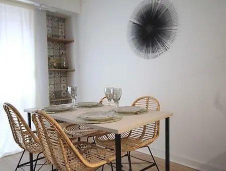 Avec Espace Nuit En Plein Centre De Ντοβίλ