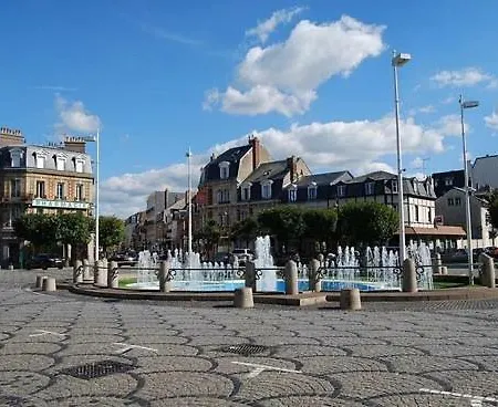 Apartment Avec Espace Nuit En Plein Centre De Deauville