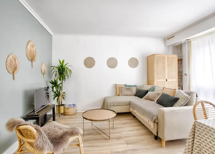 Avec Espace Nuit En Plein Centre De